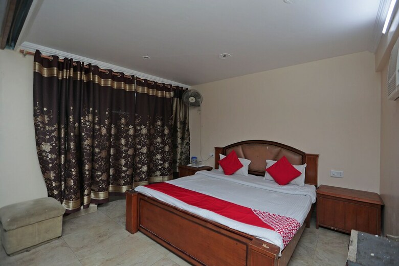 Oyo 29807 Hotel The City Heart