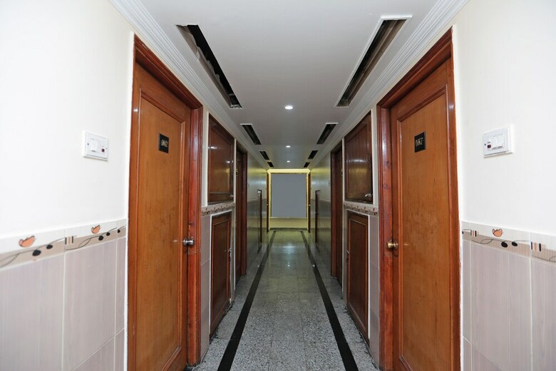 Oyo 29807 Hotel The City Heart