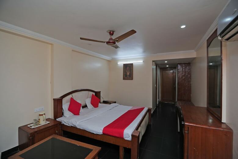 Oyo 29807 Hotel The City Heart