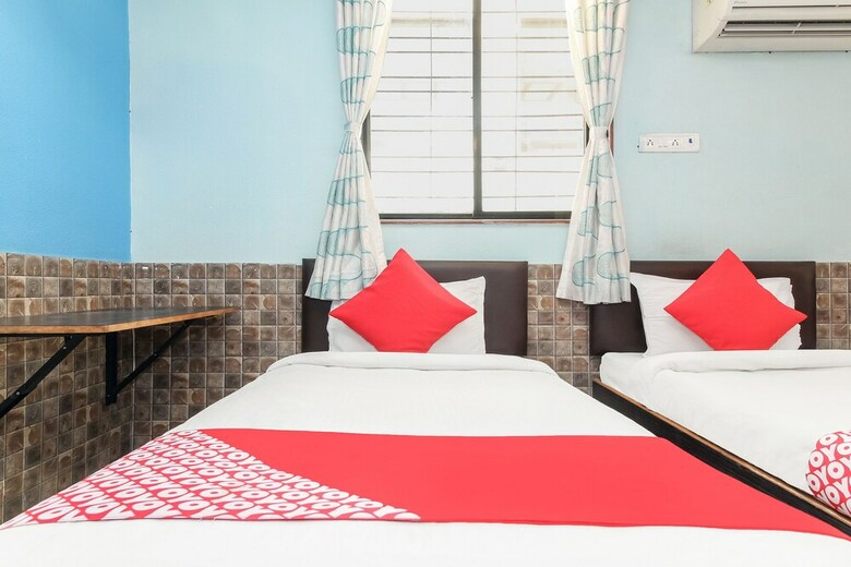 Hotel Oyo 29350 Krupa Lodging