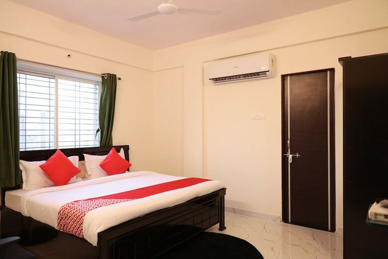 Hotel Oyo 30905 Uk Villa