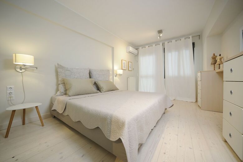 Koukaki Garden Escape Child Friendly Apartment