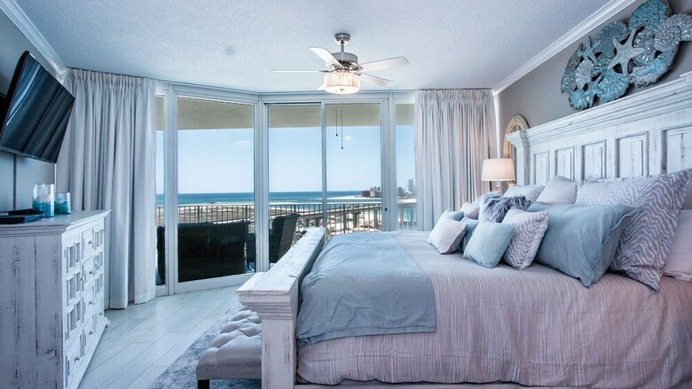 Private Balcony With Stunning Views - Unit Crb1116
