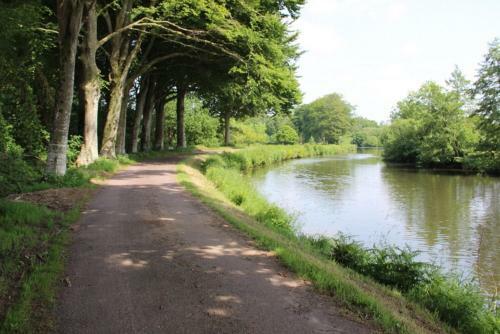 Hotel Au Relais De L'oust