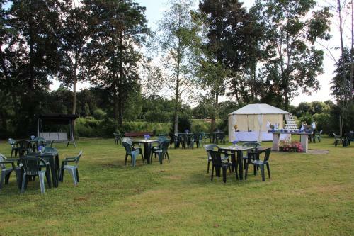 Hotel Au Relais De L'oust