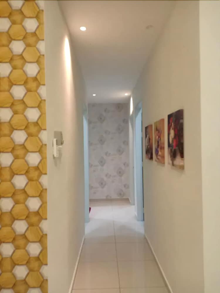 Hotel Bleisure Parkland Homestay