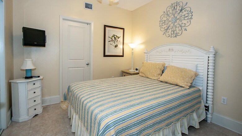Corner Condo With View Of The Gulf - Unit Crb0215