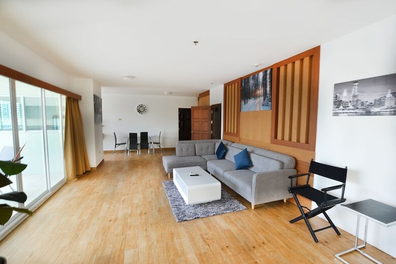 The Best Of View Talay 6