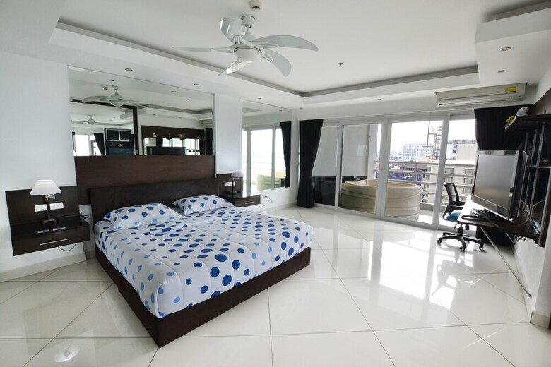 The Best Of View Talay 6