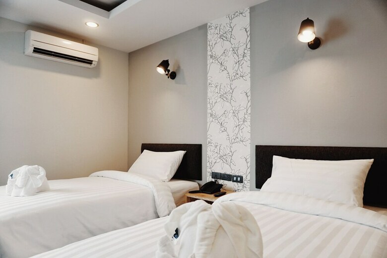 Peppery Hills Hotel