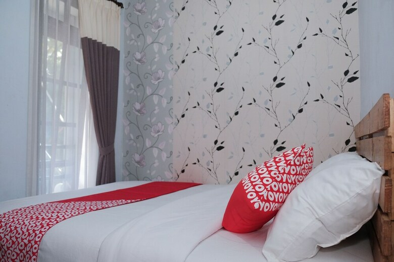 Hostal Oyo 1380 Velodrome Family House