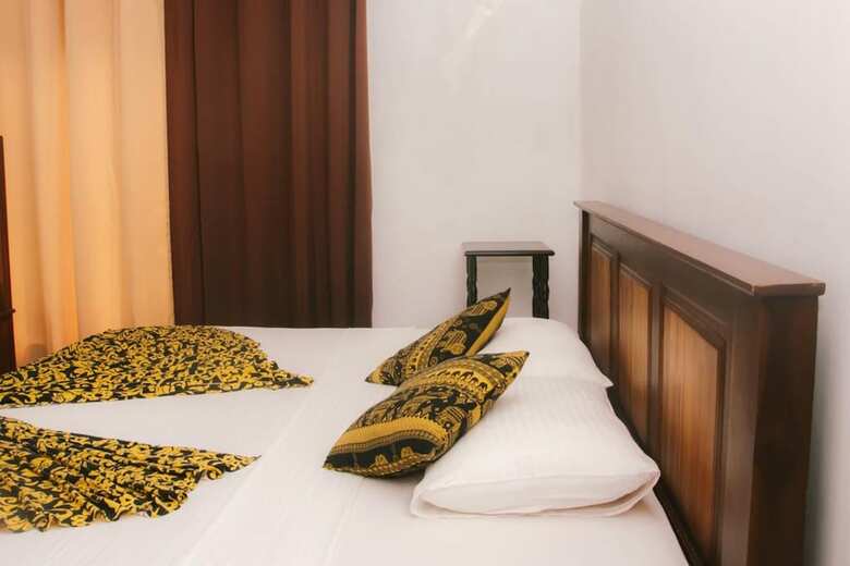 Hotel Kandy Holiday Bungalow