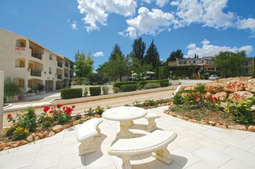 Hotel H�tel Restaurant L'ermitage