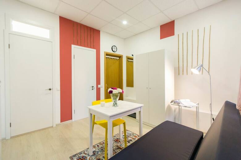 Redhouse Studio Apartment