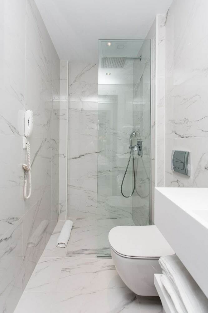 Hotel Crystal Villas & Suites