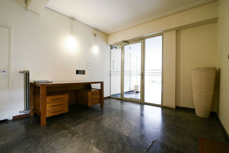 142m� Homm Bright Alimos Apartment With Marina View
