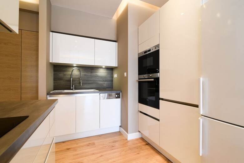 142m� Homm Bright Alimos Apartment With Marina View