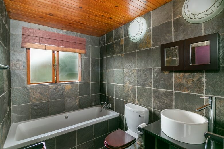 Cabana Knysna Lodge Self Catering Accommodation