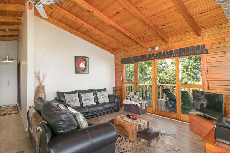 Cabana Knysna Lodge Self Catering Accommodation
