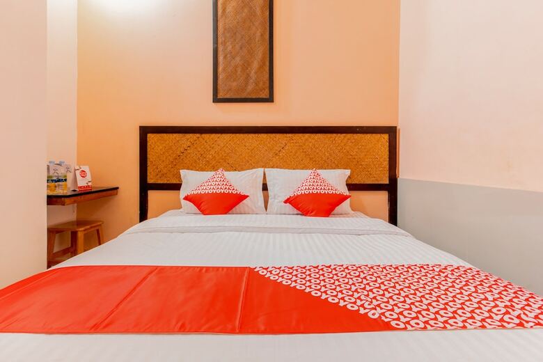 Oyo 1229 Dc Hotel Pramuka
