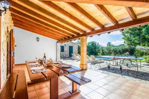 Villa Les Oliveras