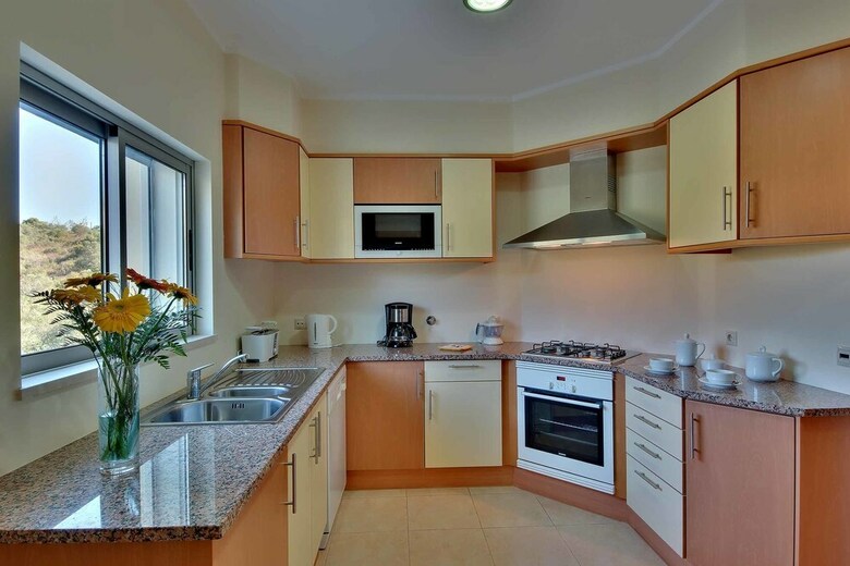 Villa Aqua