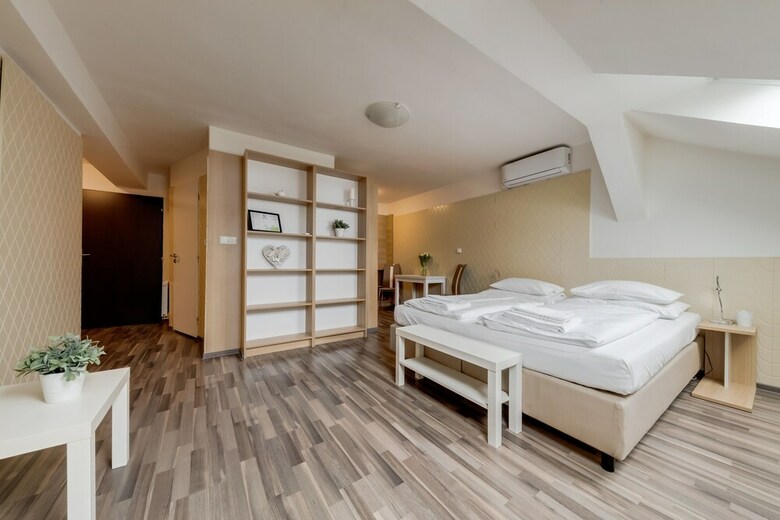 Aparthotel Bright Prague Castle Apartments
