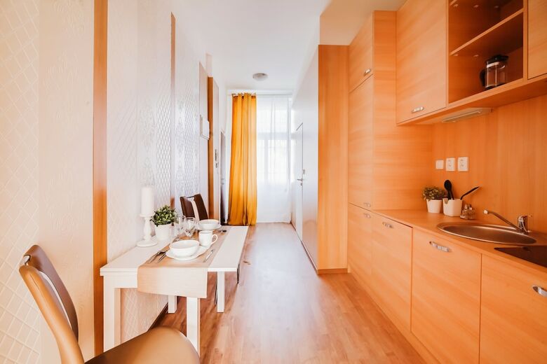 Aparthotel Bright Prague Castle Apartments
