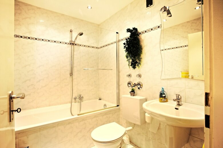 Private Apartment August-schaper-stra�e