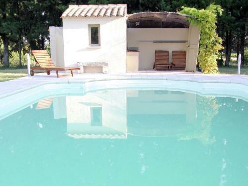 Lodge Holiday Home Romarin Valreas