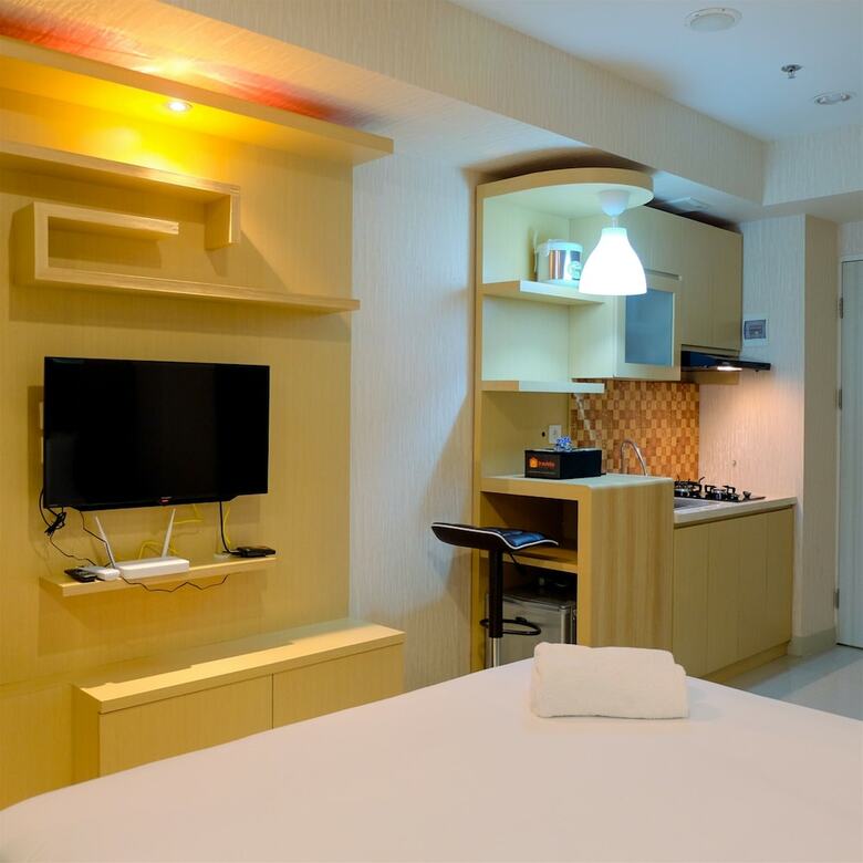 Homey Studio Apartment At Grand Kamala Lagoon