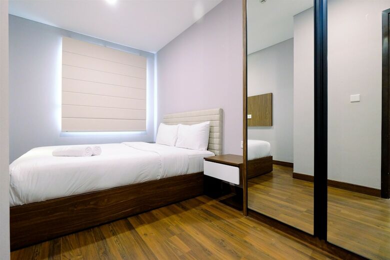 2br Apartment For 4 Pax At Gallery West Residence