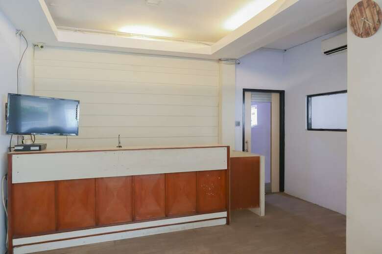 Hotel Oyo 1317 Pinnus Residence Syariah