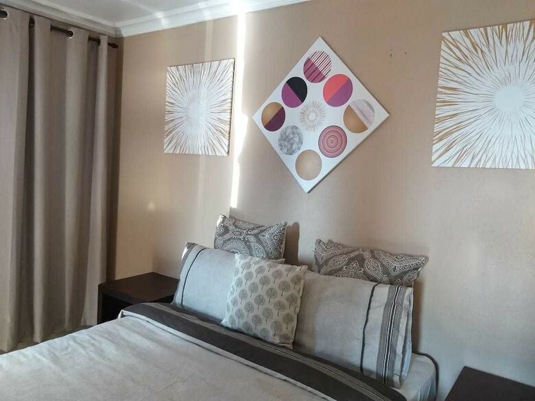 Hotel Hulela Guest House