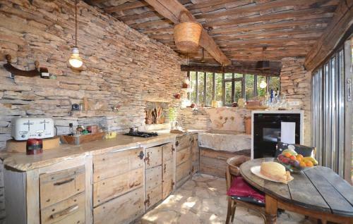 Holiday Home Le Tilleuil Du Bois De Poussel
