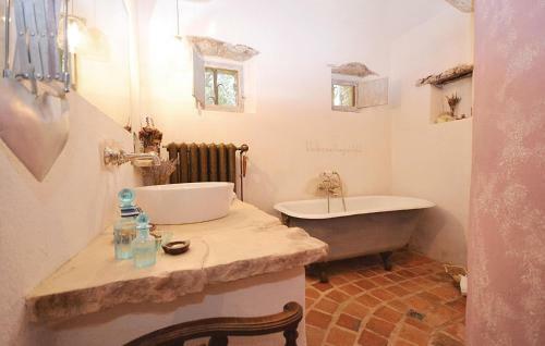 Holiday Home Le Tilleuil Du Bois De Poussel
