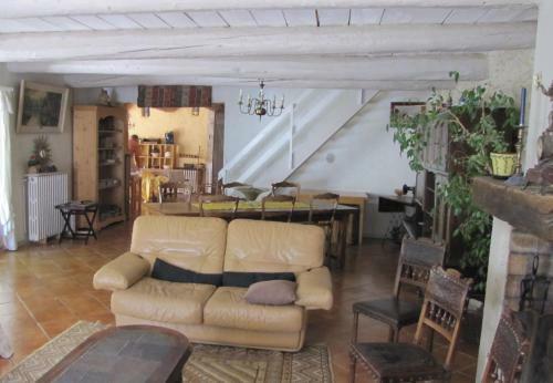 G�te Aux Tournesols