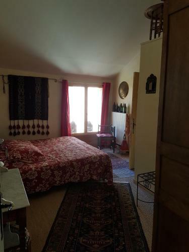 G�te Aux Tournesols