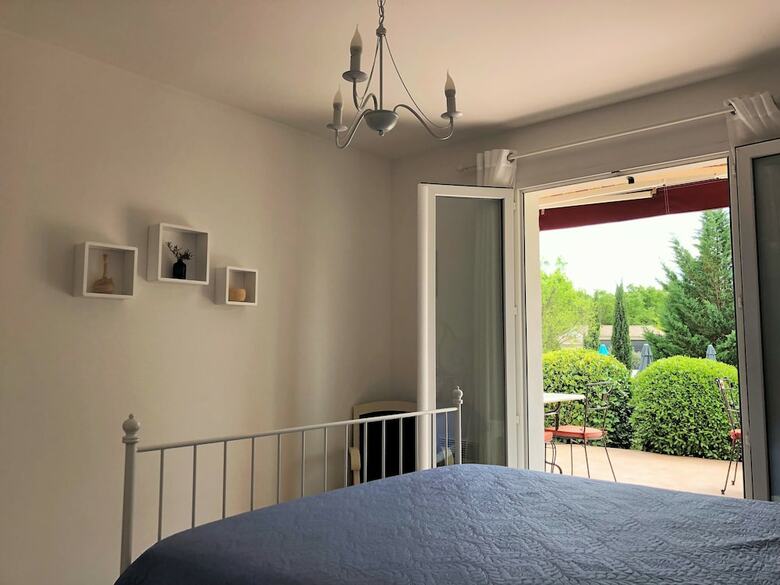 Villa Aux Cypr�s Du Sud