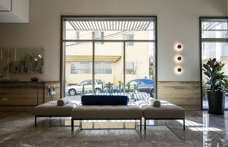 Apartamentos Zur Studios & Suites