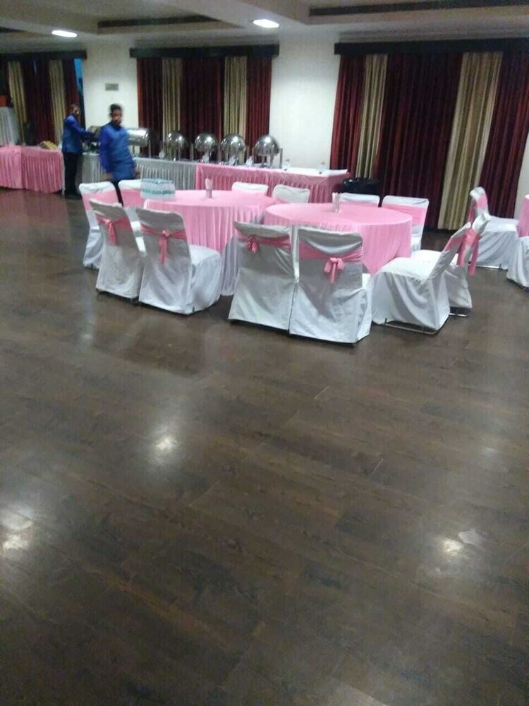Hotel Rudra Continental Rudrapur
