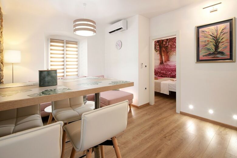 Luxury Apartments Sail