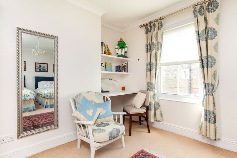 Apartamentos No. 79 Tower Street