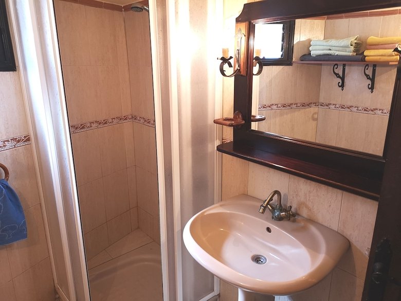 Aparthotel Finca Tom�s Y Puri