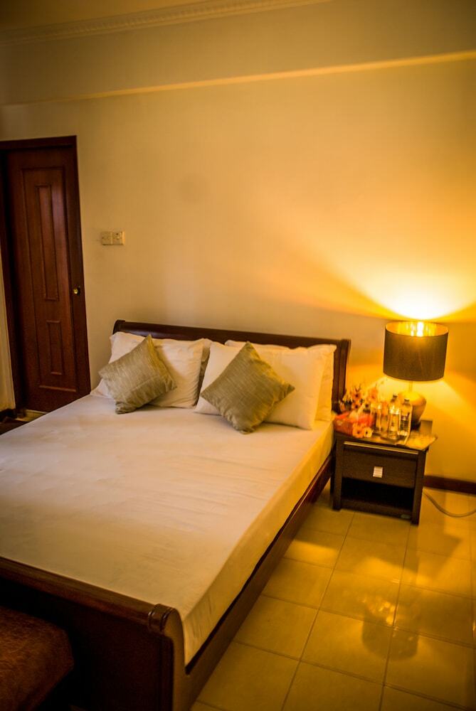 Hotel Blue Bird