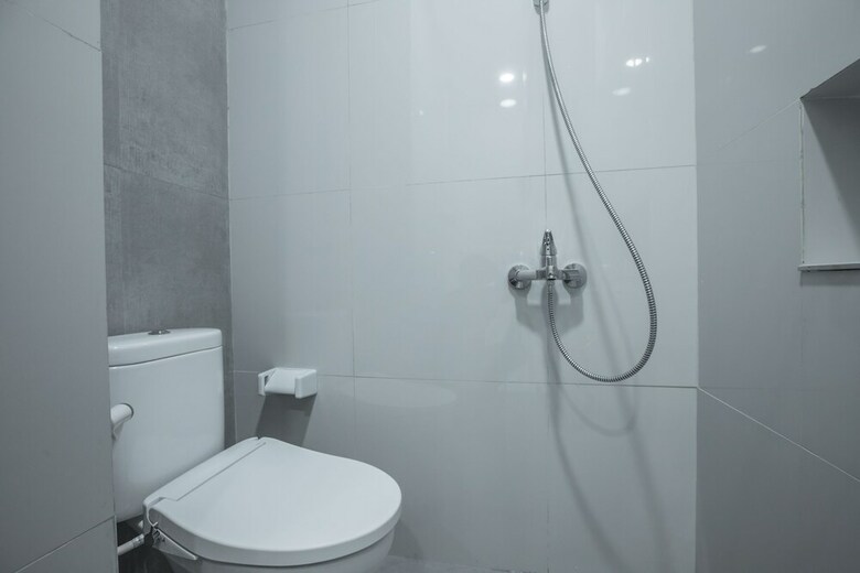Hotel Oyo 1487 Residence Khoe