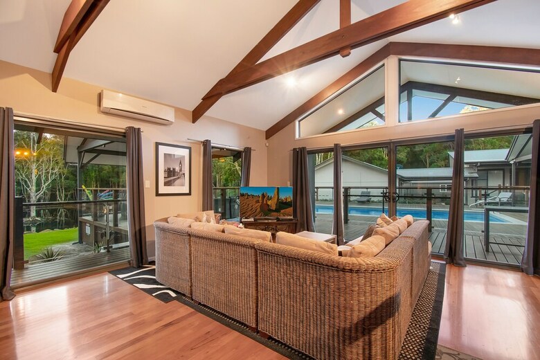 Villa Lennox Unique Coastal Retreat