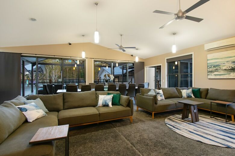 Villa Lennox Unique Coastal Retreat