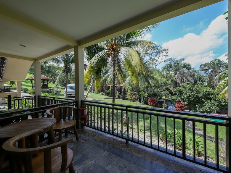 Hotel Oyo 44096 101 Resort & Spa
