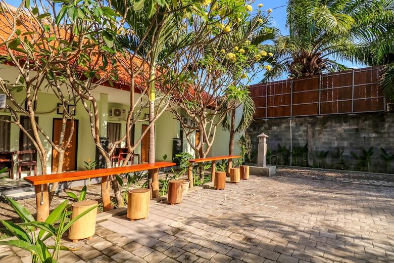 Hotel Oyo 1445 Jimbaran 12 Residence